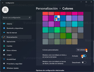 Personalición > Colores - Mostrar color de énfasis en Inicio y en la barra de tareas
